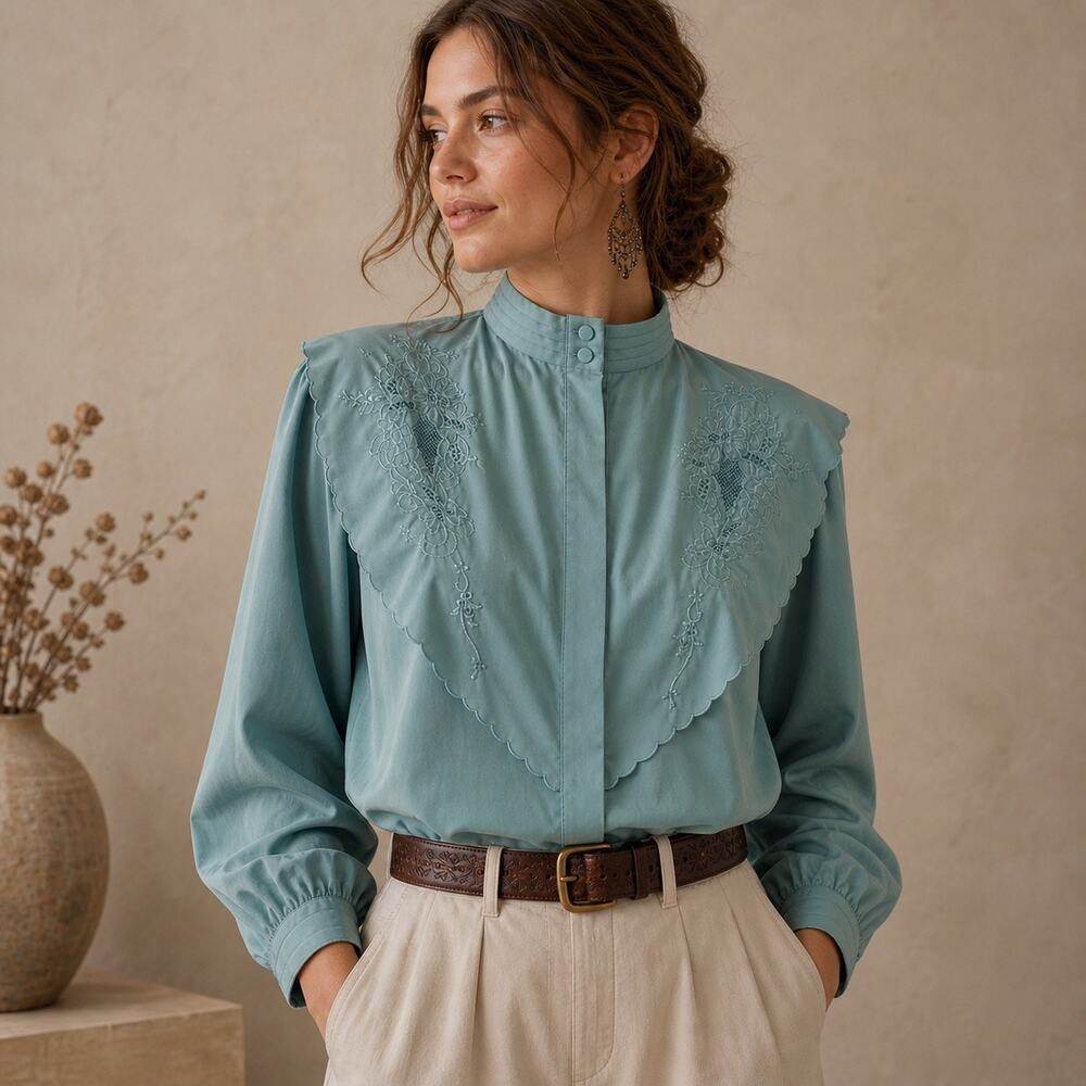 Vintage Casual Corner Blue Embroidered Collar Blouse Romantic  Top M/L